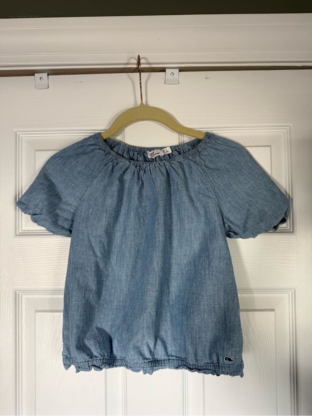 Vineyard Vines Light Blue Chambray Puff Sleeve Top